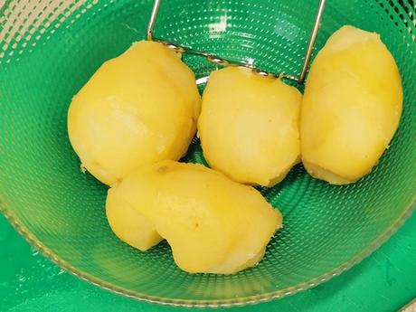 Patatas revolconas, receta tradicional Española Patatas revolconas, receta tradicional Española