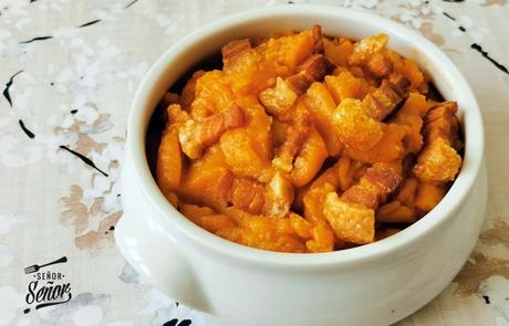 Patatas revolconas, receta tradicional Española Patatas revolconas, receta tradicional Española