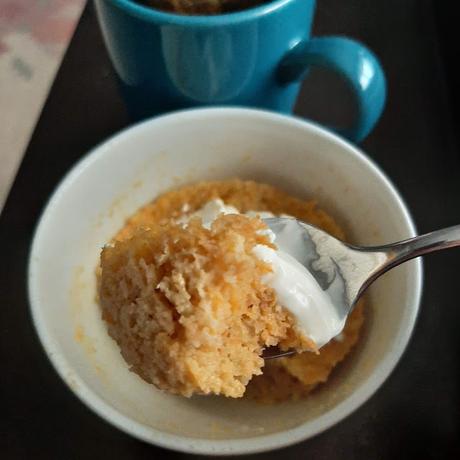 MUGCAKE DE ZANAHORIA KETO