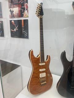 ELÉCTRICAS. Museo de la Guitarra de Almería.