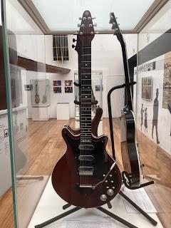 ELÉCTRICAS. Museo de la Guitarra de Almería.