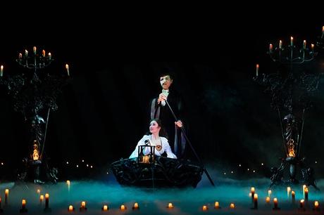 Sobre la producción de la ópera y su eterna apocalipsis Sobre la producción de la ópera y su eterna apocalipsis