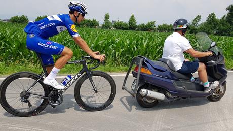 Entrenar tras moto para mejorar la velocidad según Cancellara