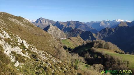 Camino a Viores desde Fonciellos, Ponga