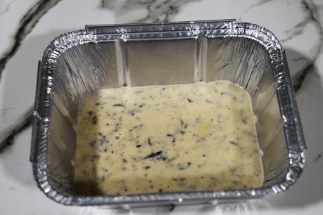 Canelones de carne con trompetas de la muerte y mousse de pato