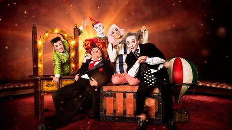 El Teatro Circo Price se llena de payasos