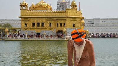 Sikh & Dagger & Golden Temple Sikh & Dagger & Golden Temple
