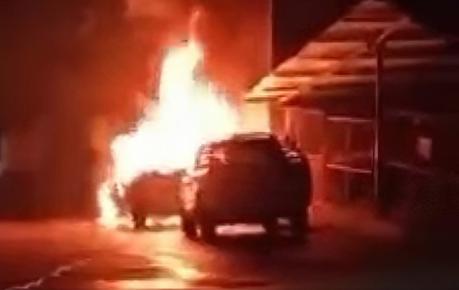 Video: Queman camioneta de integrante de “Sí Por San Luis” en Tanlajas