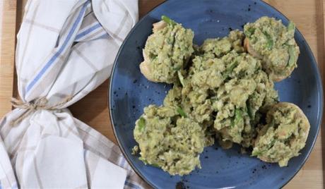 Huevos Revueltos con Espárragos y Gambas en Mambo Hacer la receta con Mambo de Cecotec
