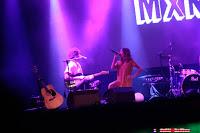 Sofia Ellar y Colectivo Panamera en La Riviera