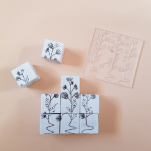 Material ApoyosRed puzle de flores de madera