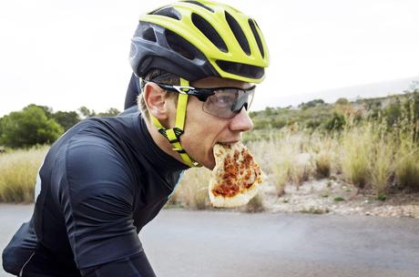 Alimentación del ciclista ¿Que comer antes, durante y después?