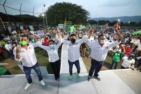 El “Pollo” Gallardo presume gran apoyo en la Huasteca Potosina