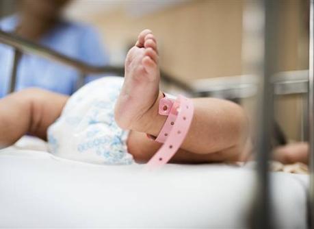 Ictericia neonatal ¿Qué es y cómo se trata?