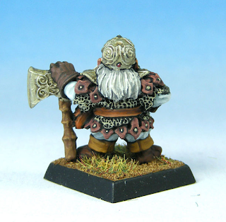 La figura conmemorativa de los 10 años de la White Dwarf (1987) La figura conmemorativa de los 10 años de la White Dwarf (1987)