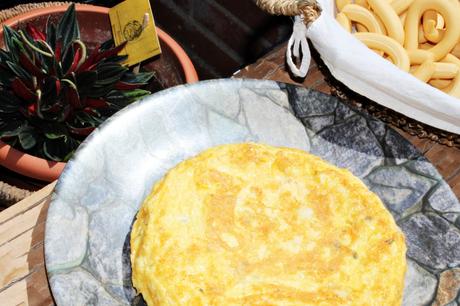 TORTILLA DE BACALAO {FÁCIL Y MUY RICA} TORTILLA DE BACALAO {FÁCIL Y MUY RICA}