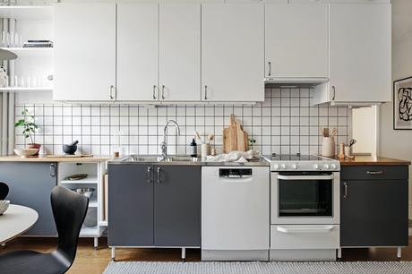 delikatissen wallpaper flowers swedish decor scandinavian style scandinavian decor scandinavian bedroom scandi style scandi hygge scandi bedroom scandi apartment papel de pared floral nordic style estilo nórdico cozy estilo nórdico acogedor estilo escandinavo decoración escandinavo cálido escandinavo acogedor dormitorio nórdico cozy house cozy home cozy apartment blue and white bedroom scandi  