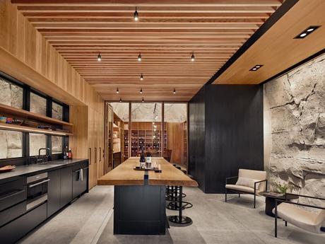 Bodega Rustica en una montana de Austin