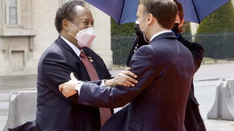 Francia cancela deuda $5 millones de Sudán para ayudar a la transición Francia cancela deuda $5 millones de Sudán para ayudar a la transición