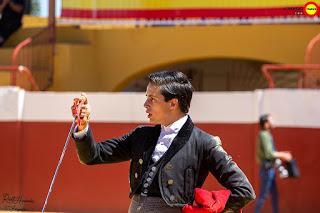 JESÚS LLOBREGAT  TRIUNFADOR DEL IV BOLSÍN TAURINO DE LA CARLOTA