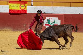 JESÚS LLOBREGAT  TRIUNFADOR DEL IV BOLSÍN TAURINO DE LA CARLOTA