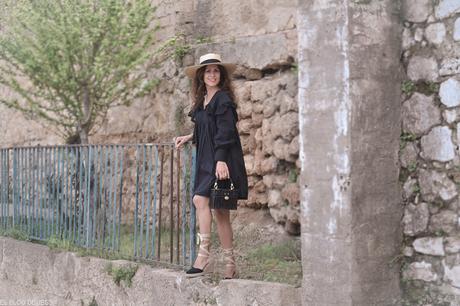 BLACK DRESS BLACK DRESS