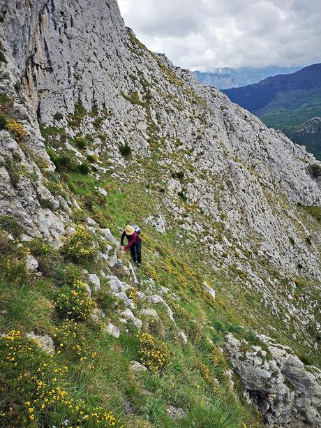 Gradura por la Senda L'Gabitu y Cuafurada