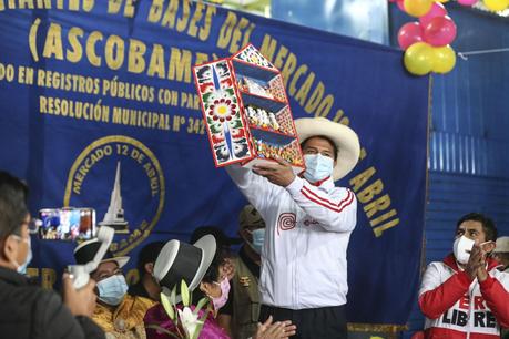 Pedro Castillo señala que su prioridad será salvar la salud y la vida de los peruanos