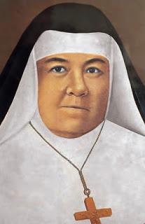 LA HERMANA ERMELINDA CARRERA DEL VALLE (1861-1914), caridad viviente de Lima.