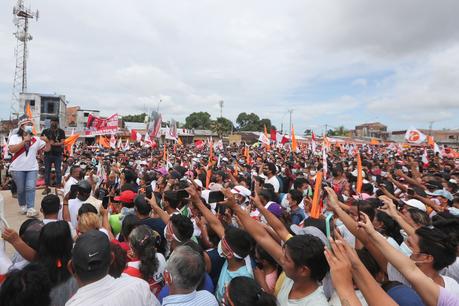 Keiko Fujimori dice que Pedro Castillo no ha deslindado de Cerrón ni Bermejo