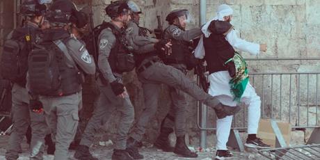 Los crímenes de Israel y el exterminio del pueblo palestino