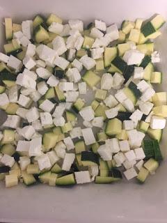 ENSALADA DE PASTA CON FRESAS Y CALABACÍN ENSALADA DE PASTA CON FRESAS Y CALABACÍN