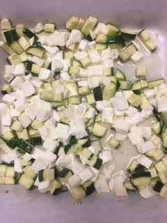 ENSALADA DE PASTA CON FRESAS Y CALABACÍN ENSALADA DE PASTA CON FRESAS Y CALABACÍN