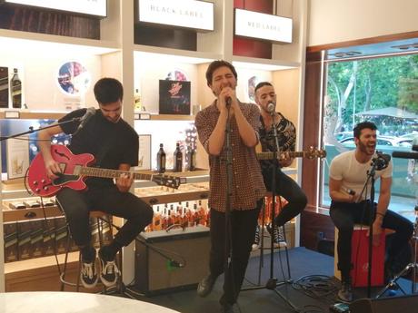 Arde Bogotá (2021) Tienda Johnnie Walker. Madrid