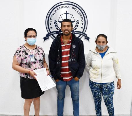 Entregan autoridades de SLP a joven guanajuatense extraviado desde hace 4 años