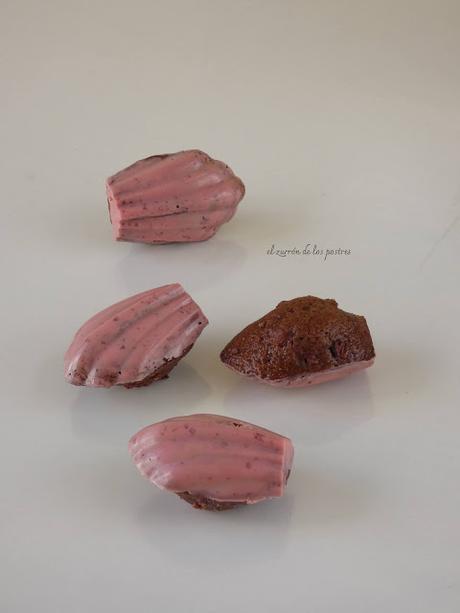 Madeleines de Cacao con Nibs y Ruby