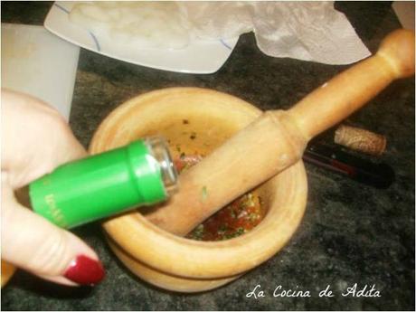 Salmón al horno, sobre una rica cama