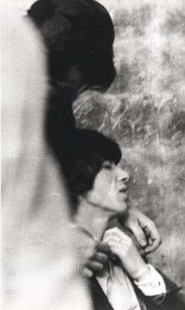 CUANDO LA GUITARRA O EL MICRO SE DEFIENDEN E INCLUSO MATAN