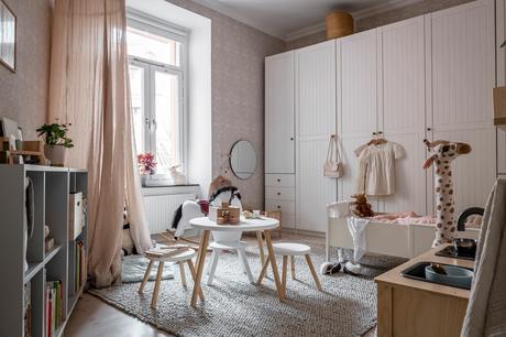 delikatissen tiny apartments decor scandinavian tiny apartment scandinavian style scandinavian interiors ideas scandinavian decor pisos pequeños decoración nordic style menaje hogar estilo nórdico estilo escandinavo diseño de interiores decoración de interiores decor accesories complementos hogar complementos decoración Ambiente romántico con textiles accesorios hogar  