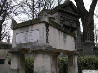 Un epitafio muy meditado ... by Mark de Zabaleta