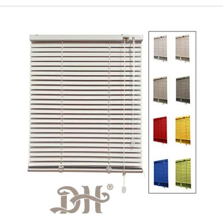 - Cortina Veneciana. - Cortina Veneciana.