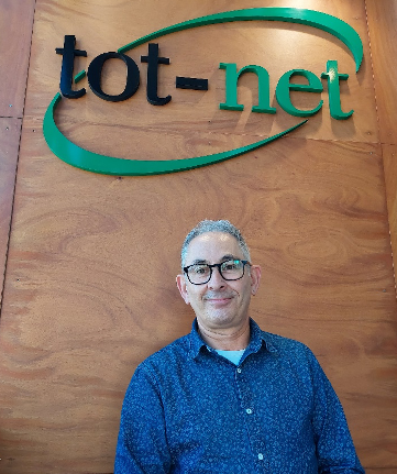 Tot-Net destaca la tarea del personal de limpieza en colegios durante este curso marcado por la pandemia Tot-Net destaca la tarea del personal de limpieza en colegios durante este curso marcado por la pandemia