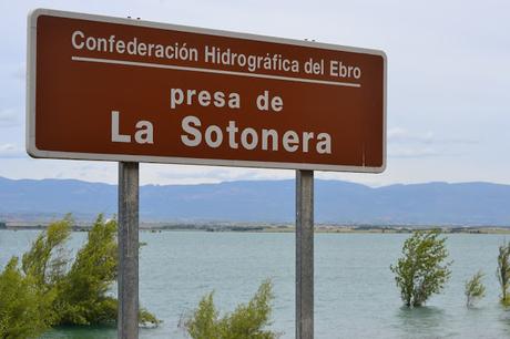 BLOGSSIPGIRL TE LLEVA DE EXCURSIÓN: PANTANO DE LA SOTONERA, AYERBE Y MURILLO DE GÁLLEGO