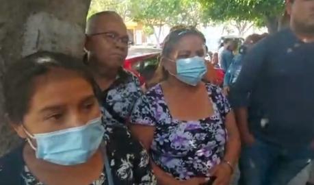 Brigadistas de Mónica Rangel se manifiestan por falta de pago