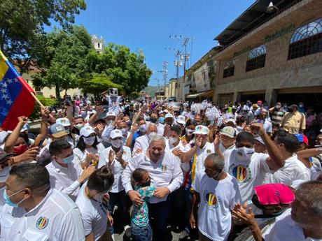 Bernabé Gutiérrez retó a Maduro a medirse con AD en las calles Bernabé Gutiérrez retó a Maduro a medirse con AD en las calles