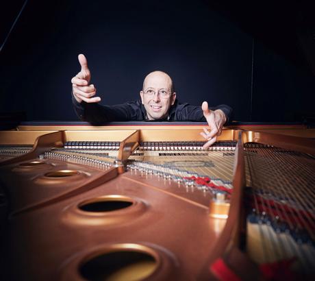 Artista del mes: Alberto Rosado Carabias Artista del mes: Alberto Rosado Carabias