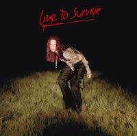 MØ estrena Live To Survive