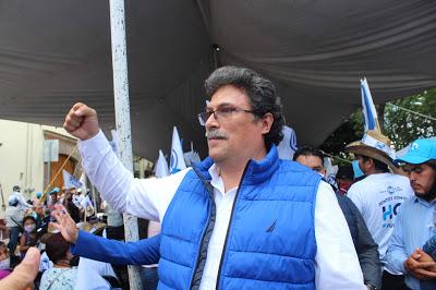 AVANZA EDUARDO SOLARES CON MILITANTES EN MULTITUDINARIO CIERRE DE CAMPAÑA