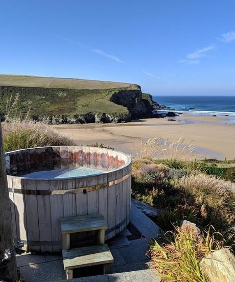 Tinas Exteriores en Sitios y Estilo Rusticos