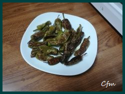 Pimientos de Padrón fritos